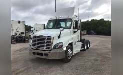 2015 FREIGHTLINER CASCADIA Conventional - Day Cab, Tractor in Tampa, FL