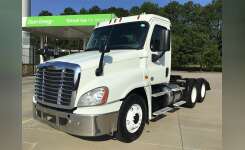 2016 FREIGHTLINER CASCADIA Conventional - Day Cab, Tractor in Conley, GA