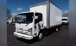 2015 ISUZU NPR HD Box Truck - Straight Truck in Oak Creek, WI