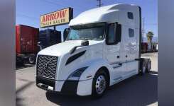 2019 VOLVO VNL760 Conventional - Sleeper Truck, Tractor in Fontana, CA