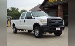 2013 FORD F-250 Pickup Truck, Crew Van, Contractor Truck in White House, TN
