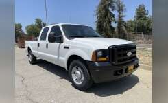 2006 FORD F250 Conventional - Day Cab, Pickup Truck, Tractor in North Hills, CA