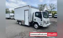 2020 ISUZU NPRGASHD Box Truck - Straight Truck in Farmington, MI