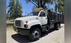 2002 GMC Topkick C-6500 Conventional - Day Cab, Flatbed Truck, Tractor in North Hills, CA