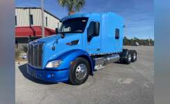 2019 PETERBILT 579 Conventional - Sleeper Truck, Tractor in Defuniak Springs, FL