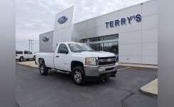 2011 CHEVROLET SILVERADO Pickup Truck in Peotone, IL
