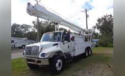 2007 International 7400 Bucket Truck - Boom Truck in Tampa, FL
