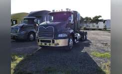2017 MACK CXU613 Conventional - Sleeper Truck, Tractor in Tampa, FL