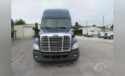 2016 FREIGHTLINER CASCADIA 113 Conventional - Sleeper Truck, Tractor in Blue Island, IL