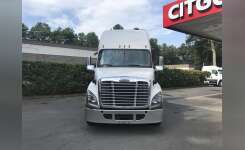 2015 FREIGHTLINER CASCADIA 125 Conventional - Sleeper Truck, Tractor in Toledo, OH
