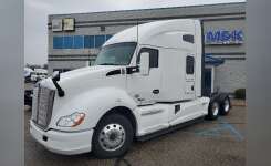2019 KENWORTH T680 Conventional - Sleeper Truck, Tractor in Byron Center, MI