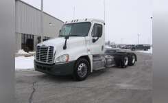 2018 FREIGHTLINER CASCADIA 125 Conventional - Day Cab, Tractor in New Haven (fort Wayne), IN