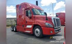 2018 FREIGHTLINER CASCADIA Conventional - Sleeper Truck, Tractor in Hialeah, FL