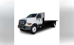 2013 FORD F750 Flatbed Truck in Fontana, CA