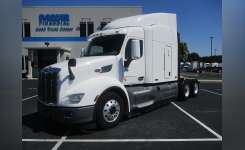 2017 PETERBILT 579 Conventional - Sleeper Truck, Tractor in Spartanburg, SC