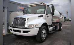 2016 INTERNATIONAL 4300 Sewer Trucks, Vacuum Truck, Septic in Hialeah, FL