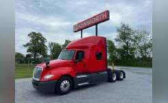 2019 INTERNATIONAL LT625 Conventional - Sleeper Truck, Tractor in Coopersburg, PA