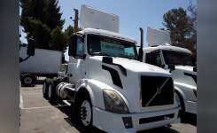 2014 VOLVO VN 630 Conventional - Day Cab, Tractor in Fontana, CA