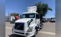 2014 VOLVO VN 630 Conventional - Day Cab, Tractor in West Sacramento, CA