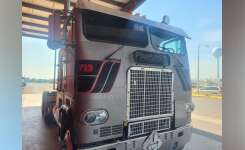 1984 FREIGHTLINER COE Cabover Truck - COE in Edinburg, TX