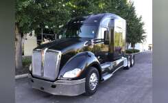 2016 KENWORTH T680 Conventional - Sleeper Truck, Tractor in Phoenix, AZ