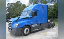 2019 FREIGHTLINER CASCADIA Conventional - Sleeper Truck, Tractor in Pompano Beach, FL