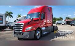 2019 FREIGHTLINER CASCADIA Conventional - Sleeper Truck, Tractor in Pompano Beach, FL