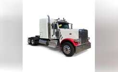 2015 PETERBILT 389 Conventional - Sleeper Truck, Tractor in San Antonio, TX