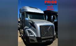 2019 VOLVO VNL64T760 Conventional - Sleeper Truck, Tractor in Dallas, TX