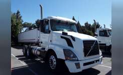2014 VOLVO VN 630 Conventional - Day Cab, Tractor in Pomona, CA