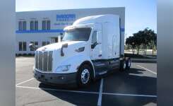 2017 PETERBILT 579 Conventional - Sleeper Truck, Tractor in Spartanburg, SC