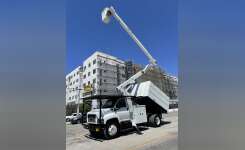 2009 GMC C7500 Conventional - Day Cab, Pickup Truck, Tractor in North Hills, CA