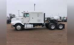 1996 INTERNATIONAL 9200 Conventional - Sleeper Truck, Tractor in Pratt, KS