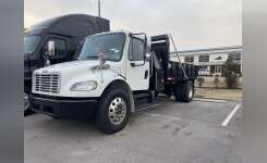 2017 FREIGHTLINER BUSINESS CLASS M2 106 Flatbed Dump in Chesapeake, VA
