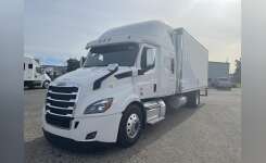 2020 FREIGHTLINER CASCADIA 116 Expeditor-Hotshot in West Jefferson, OH