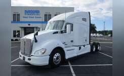 2019 KENWORTH T680 Conventional - Sleeper Truck, Tractor in Spartanburg, SC