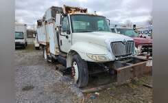 2004 INTERNATIONAL 4000 Utility Truck - Service Truck in Duncansville, PA
