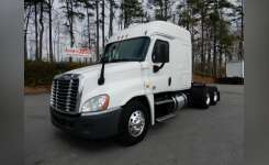 2016 FREIGHTLINER CASCADIA 125 Conventional - Sleeper Truck, Tractor in Charlotte, NC