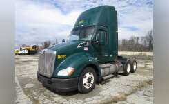 2019 KENWORTH T680 Conventional - Day Cab, Tractor in Swedesboro, NJ