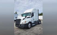 2020 FREIGHTLINER CASCADIA 126 Conventional - Sleeper Truck, Tractor in Burr Ridge, IL