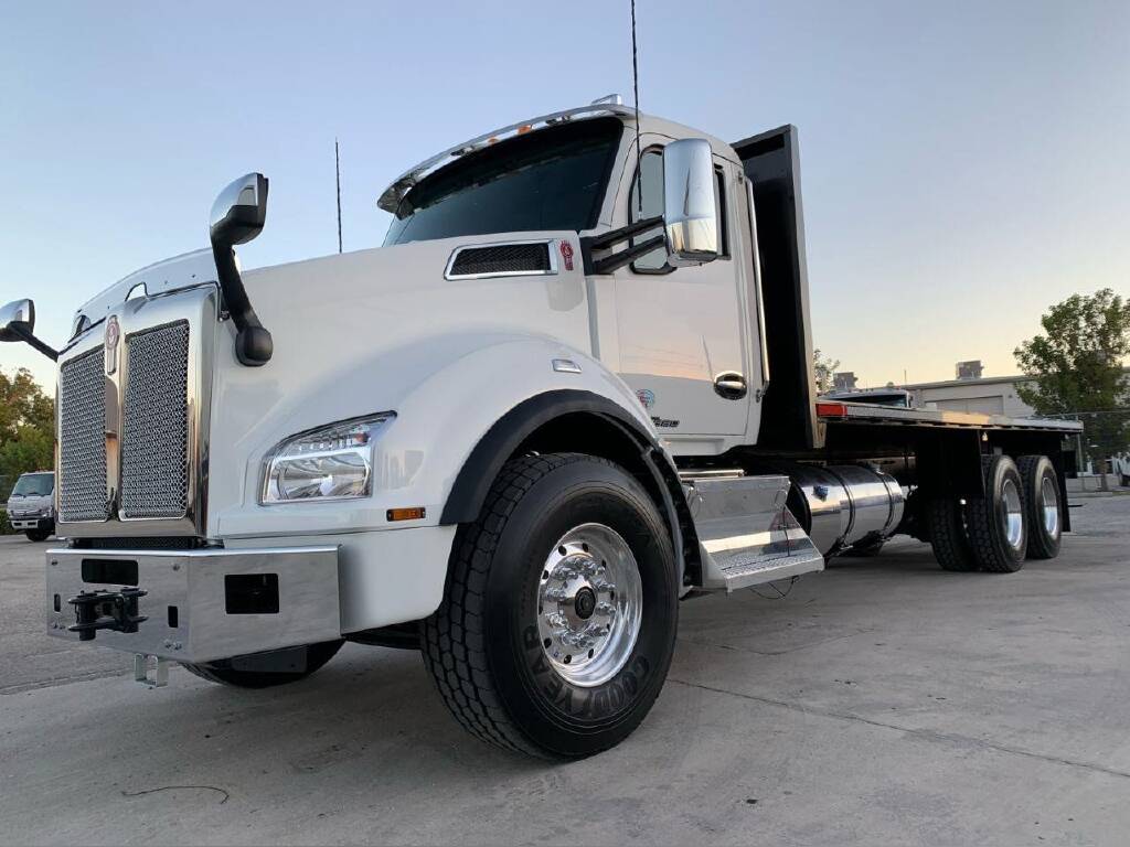 2025 Kenworth T880 For Sale in Fort Lauderdale, FL Commercial Truck