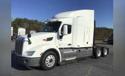 2017 PETERBILT 579 Conventional - Sleeper Truck, Tractor in Conley, GA