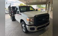 2013 FORD F350 Flatbed Truck, Stake Bed, Contractor Truck in Channahon, IL