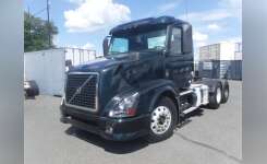 2015 VOLVO VN 630 Conventional - Day Cab, Tractor in Springfield, MA