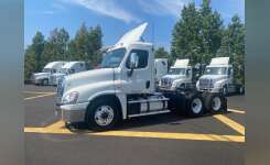 2016 FREIGHTLINER CASCADIA 125 Conventional - Day Cab, Tractor in Swedesboro, NJ