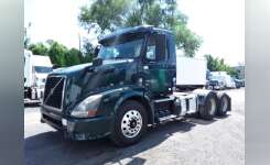 2015 VOLVO VN 630 Conventional - Day Cab, Tractor in Bensalem, PA