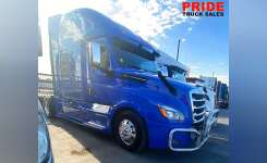 2019 FREIGHTLINER CASCADIA 126 Conventional - Sleeper Truck, Tractor in Fontana, CA