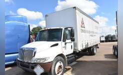 2003 INTERNATIONAL 4000 Box Truck - Straight Truck in Covington, TN