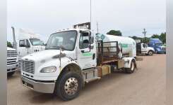 2009 FREIGHTLINER BUSINESS CLASS M2 106 Tanker Truck in Covington, TN