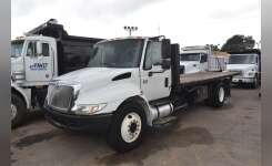 2003 INTERNATIONAL 4000 Rollback Tow Truck in Covington, TN